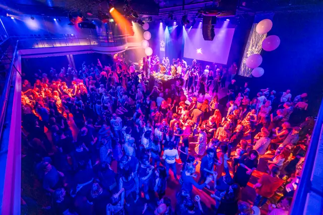 Event, people and live-music photography by Aquinox Media